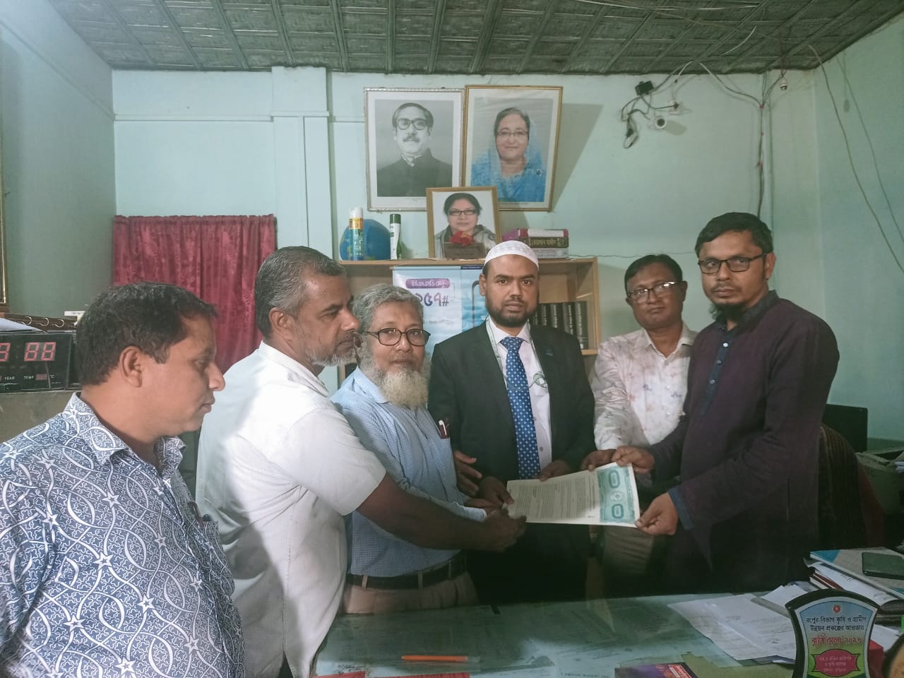 To collect all fees for students through FirstCash, First Security Islami Bank PLC collaborates with M.A. Matin Technical & Agricultural College, Ulipur, Kurigram.